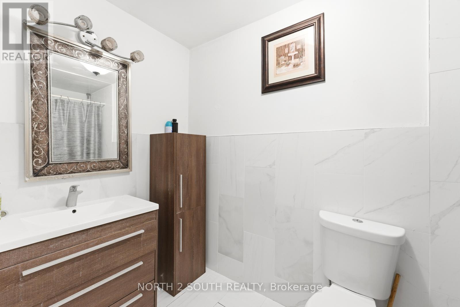 7739 Priory Crescent, Mississauga, Ontario  L4T 3H6 - Photo 24 - W12984412