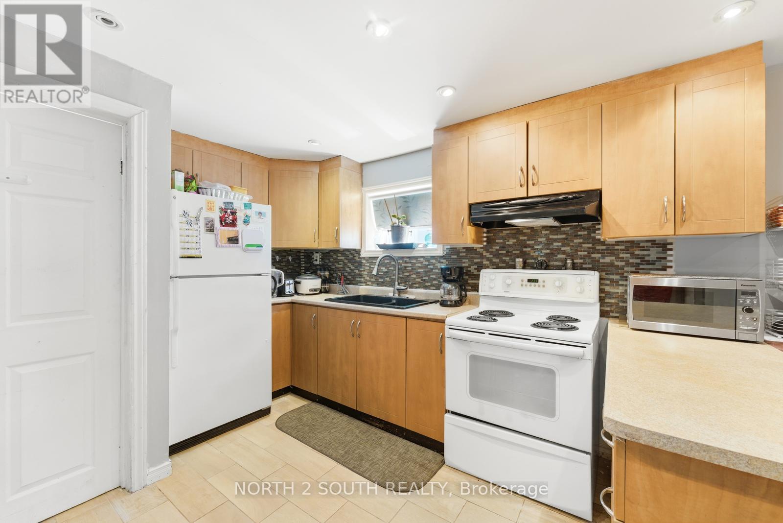 7739 Priory Crescent, Mississauga, Ontario  L4T 3H6 - Photo 28 - W12984412