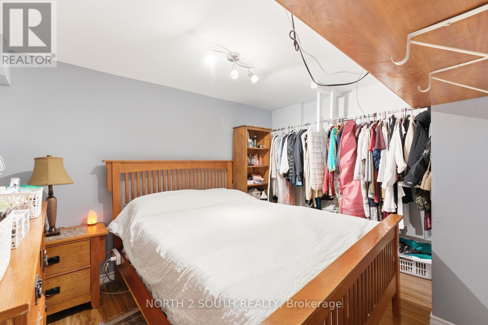 7739 Priory Crescent, Mississauga, Ontario  L4T 3H6 - Photo 31 - W12984412