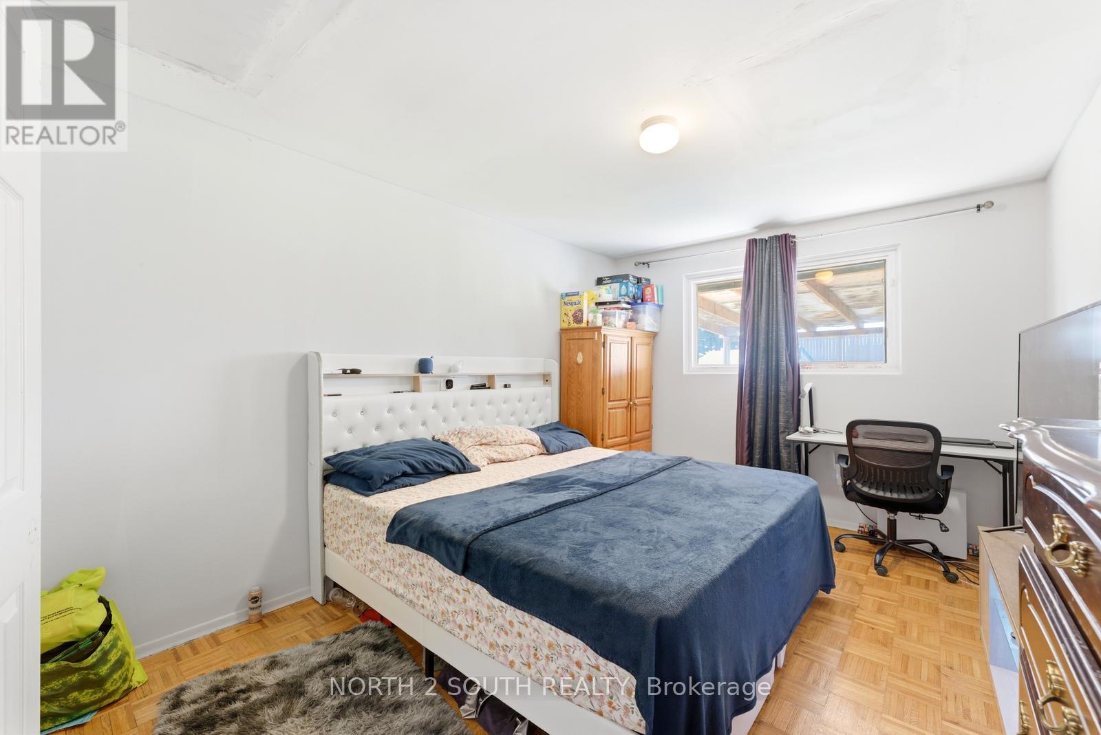 7739 Priory Crescent, Mississauga, Ontario  L4T 3H6 - Photo 35 - W12984412