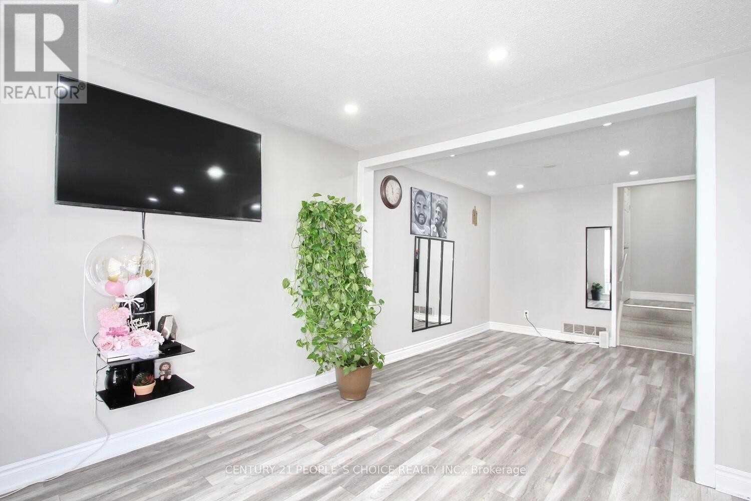 83 Fallingdale Crescent, Brampton (Southgate), Ontario  L6T 3J5 - Photo 10 - W12984420