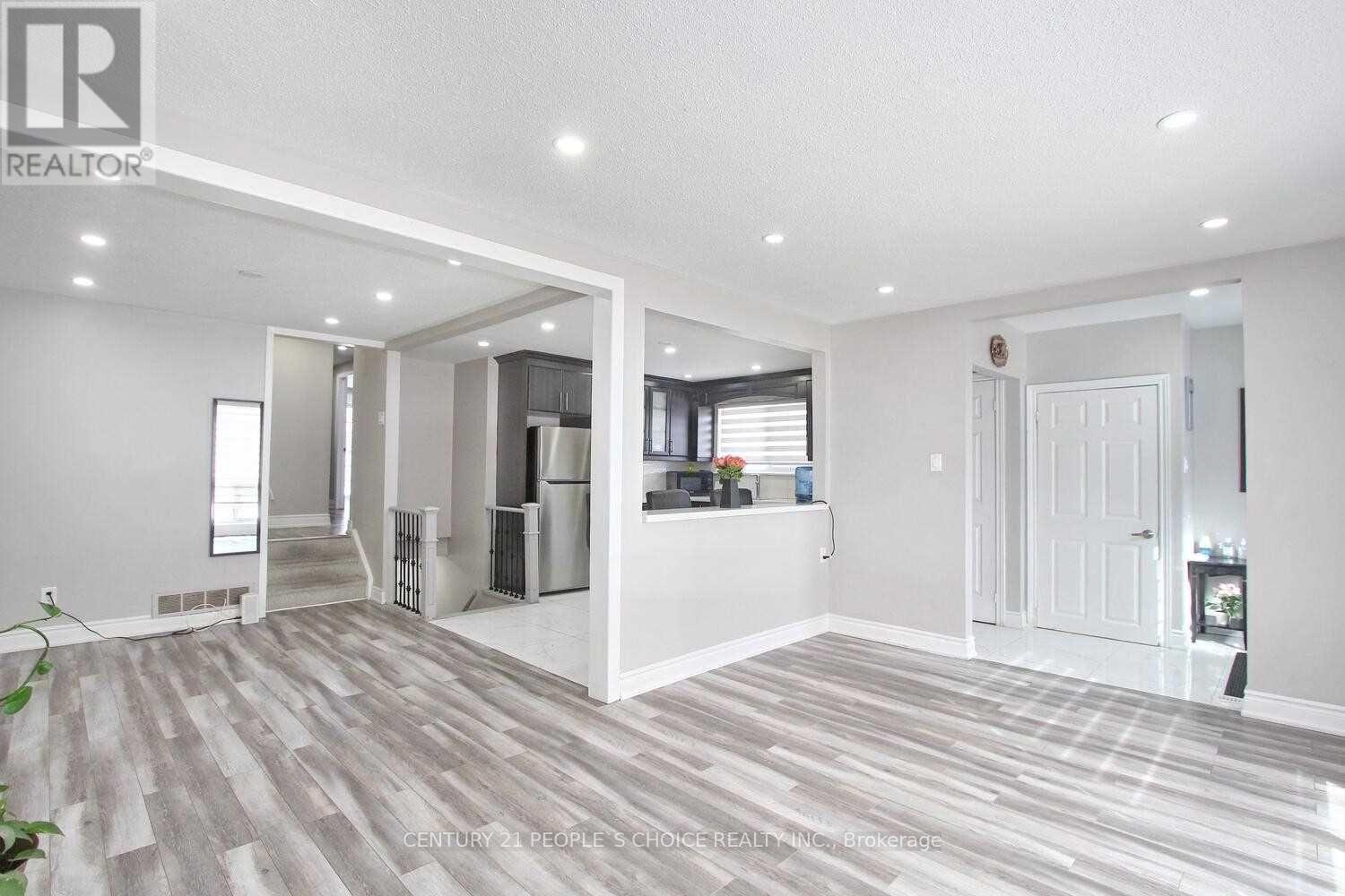 83 Fallingdale Crescent, Brampton (Southgate), Ontario  L6T 3J5 - Photo 11 - W12984420