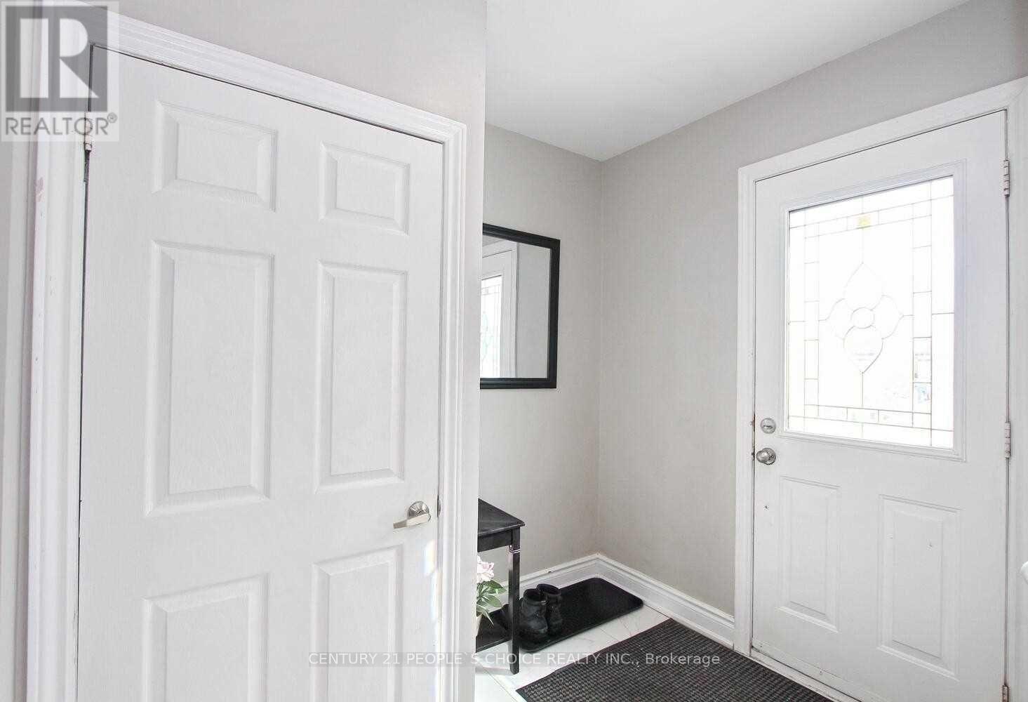 83 Fallingdale Crescent, Brampton (Southgate), Ontario  L6T 3J5 - Photo 7 - W12984420