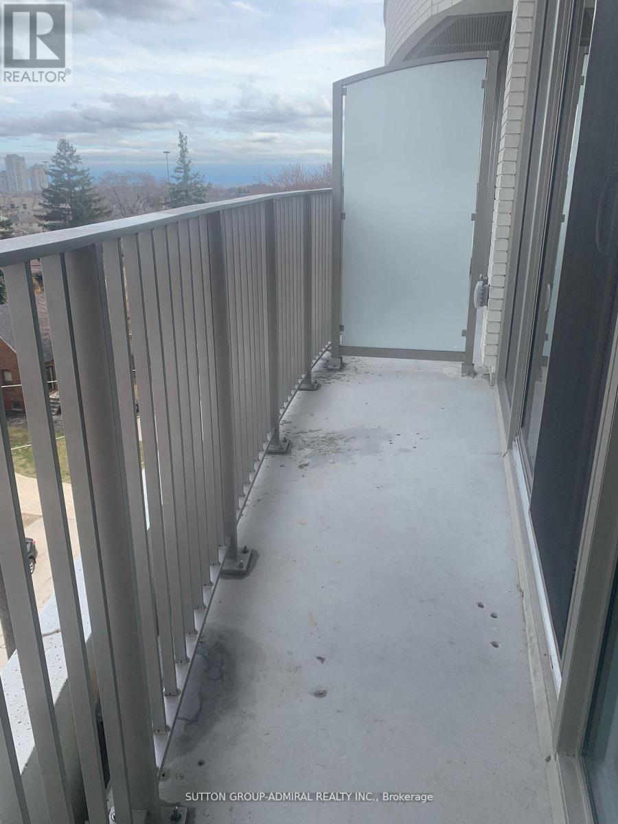 522 - 689 The Queensway, Toronto (Stonegate-Queensway), Ontario  M8Y 0C8 - Photo 13 - W12984422