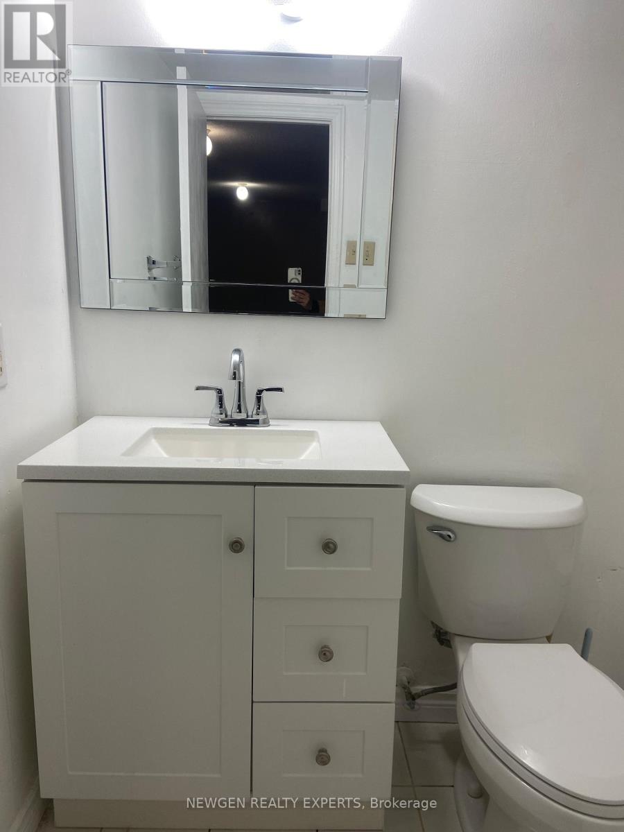 Bsmnt - 4575 Guildwood Way W, Mississauga, Ontario  L5R 1Z2 - Photo 6 - W12984442