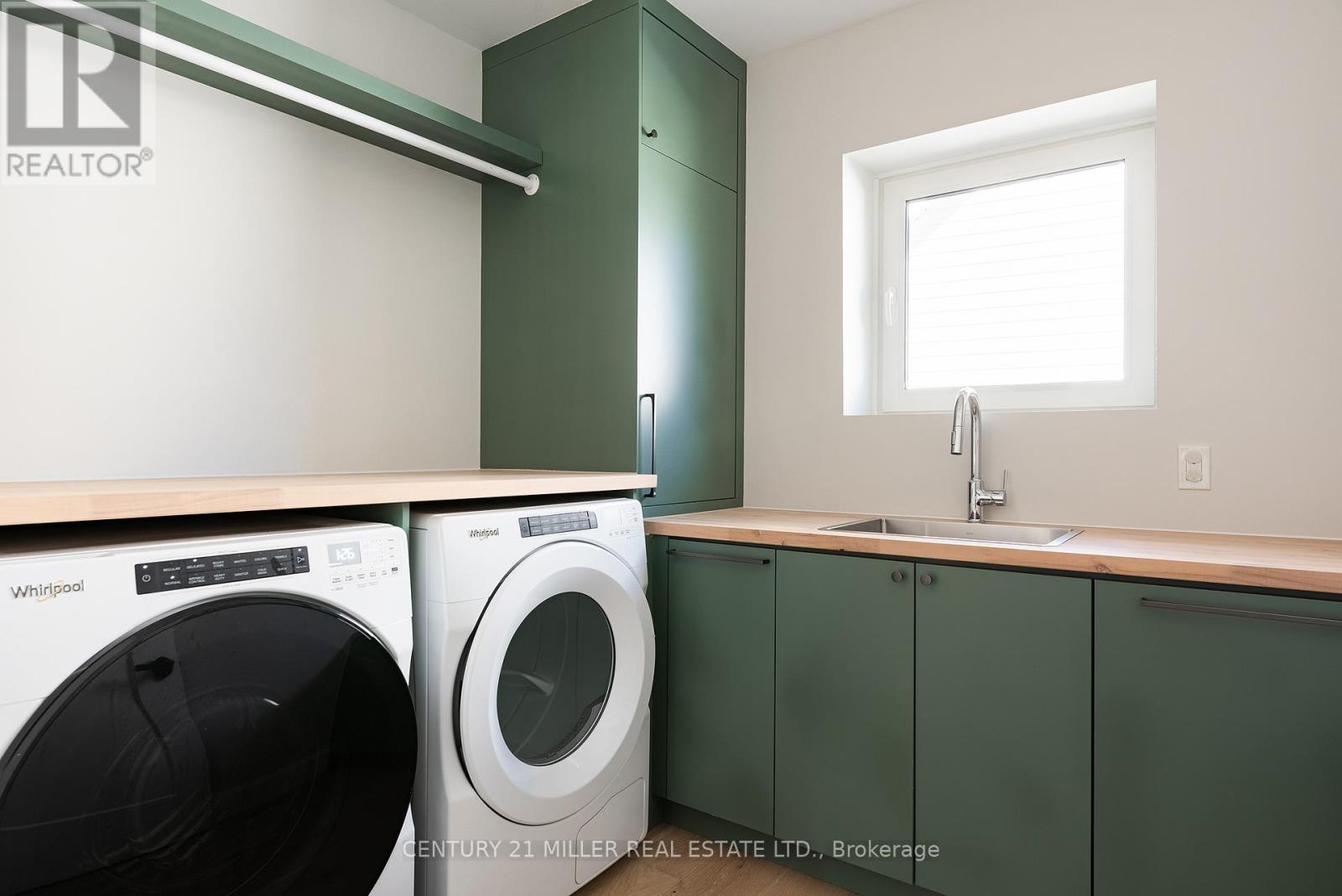 1187 Sarta Road, Oakville, Ontario  L6L 2P4 - Photo 31 - W12984464