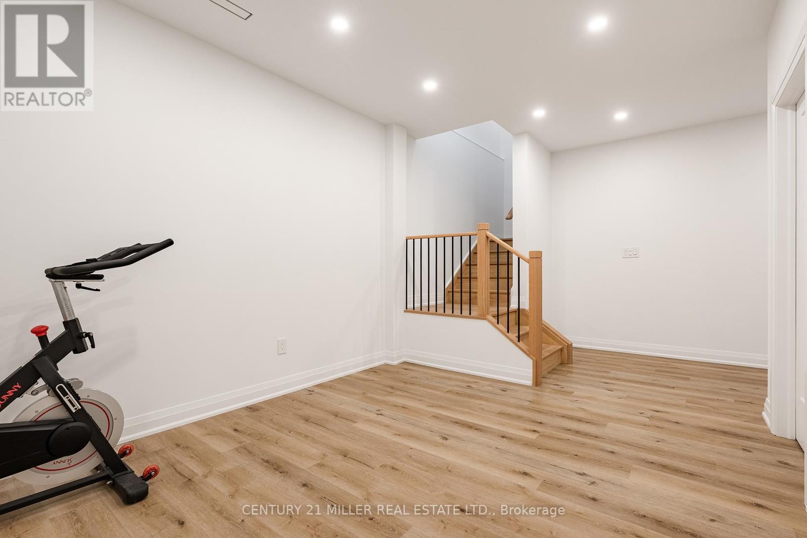 1187 Sarta Road, Oakville, Ontario  L6L 2P4 - Photo 32 - W12984464