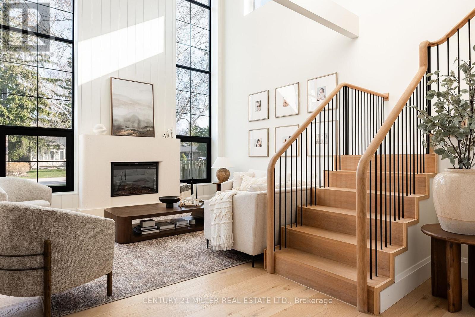 1187 Sarta Road, Oakville, Ontario  L6L 2P4 - Photo 5 - W12984464