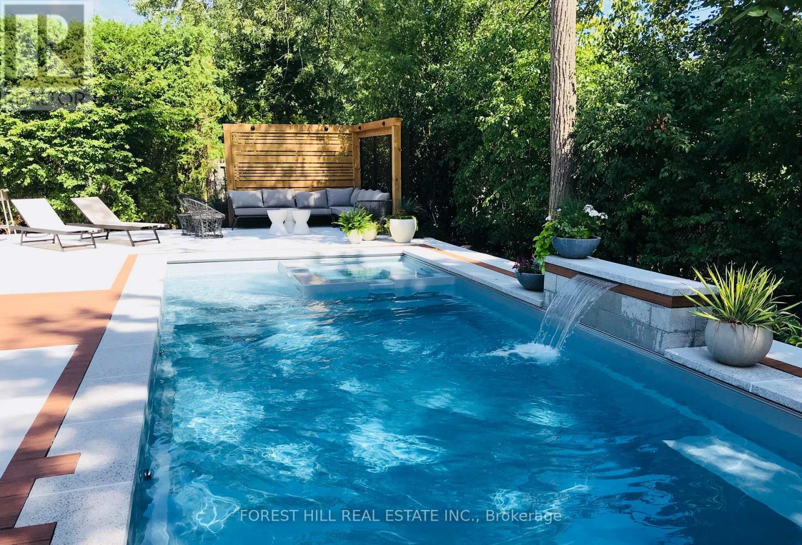 1260 Mapleridge Crescent, Oakville, Ontario  L6M 2H1 - Photo 43 - W12984472