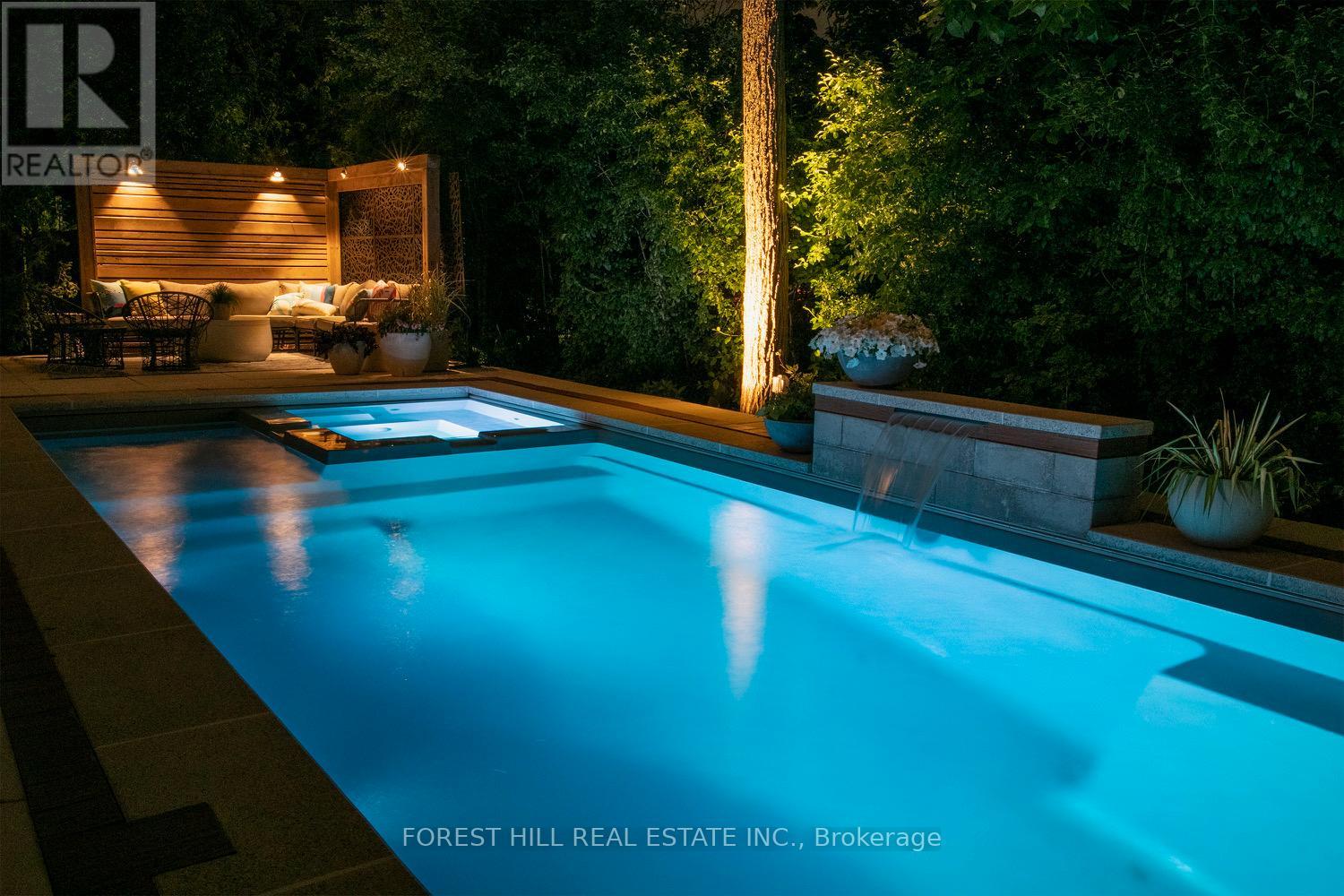 1260 Mapleridge Crescent, Oakville, Ontario  L6M 2H1 - Photo 46 - W12984472