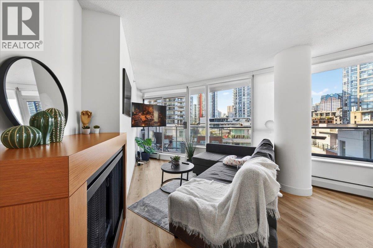 905 58 Keefer Place, Vancouver, British Columbia V6B 0B8 - Photo 2 - R3109354