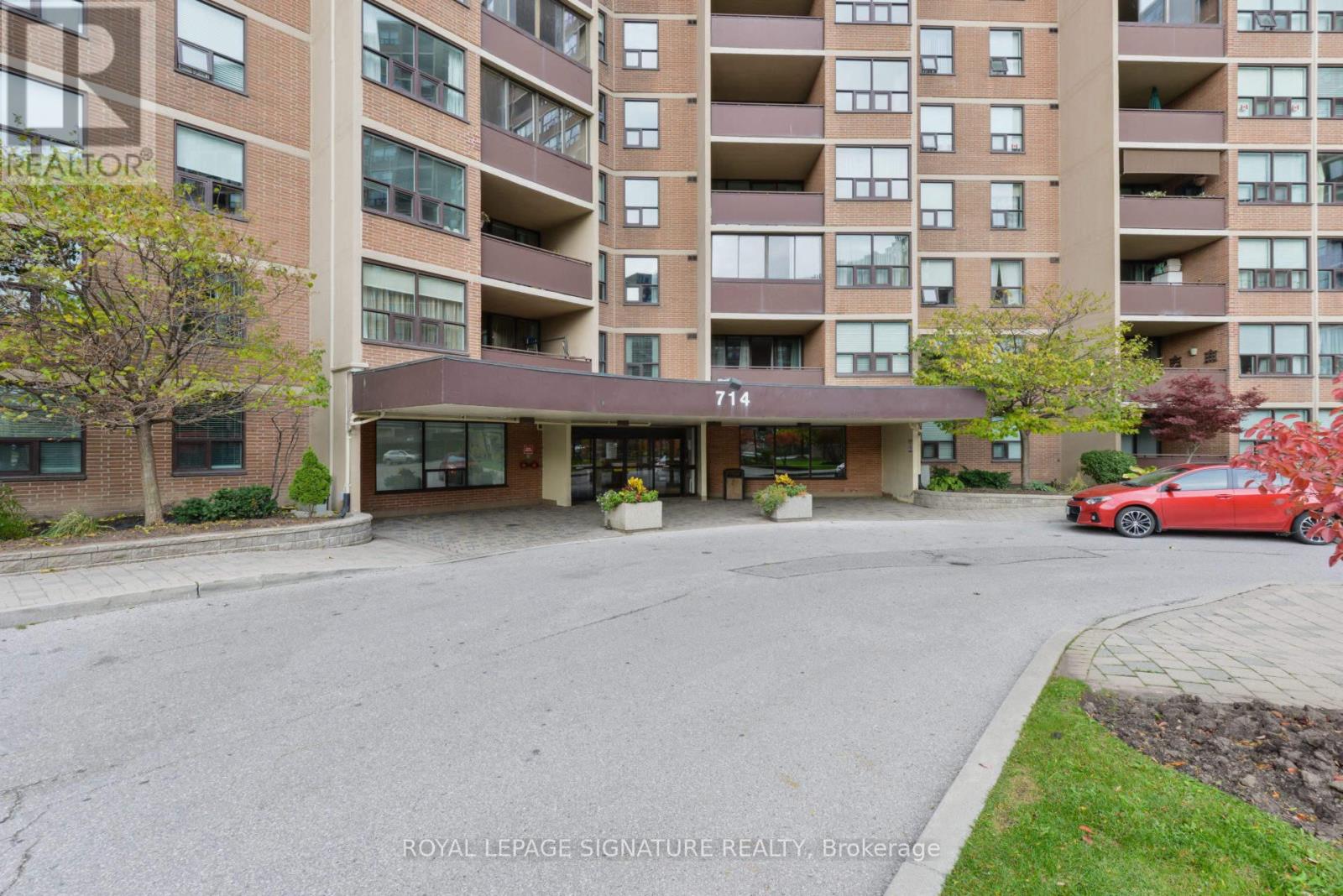 405 - 714 The West Mall, Toronto, Ontario  M9C 4X1 - Photo 13 - W12983752