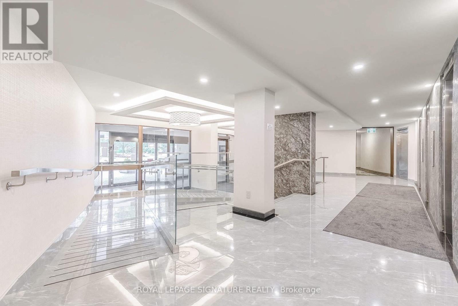 405 - 714 The West Mall, Toronto, Ontario  M9C 4X1 - Photo 15 - W12983752