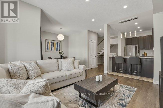 4128 Palermo Common, Burlington, Ontario  L7L 0G7 - Photo 15 - W12984484