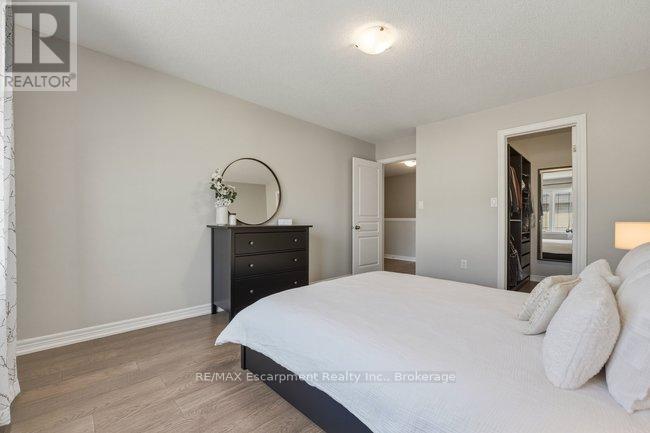 4128 Palermo Common, Burlington, Ontario  L7L 0G7 - Photo 25 - W12984484