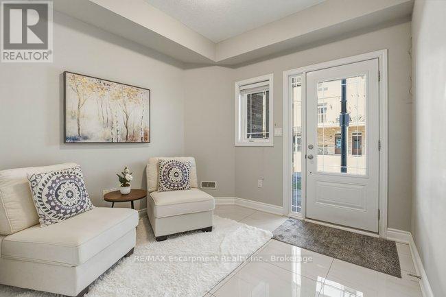 4128 Palermo Common, Burlington, Ontario  L7L 0G7 - Photo 6 - W12984484