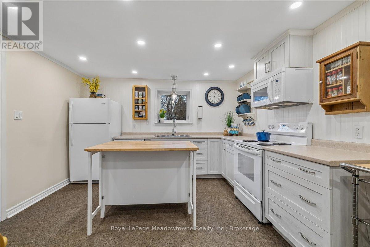 11024 First Line, Milton, Ontario  L0P 1J0 - Photo 14 - W12984652