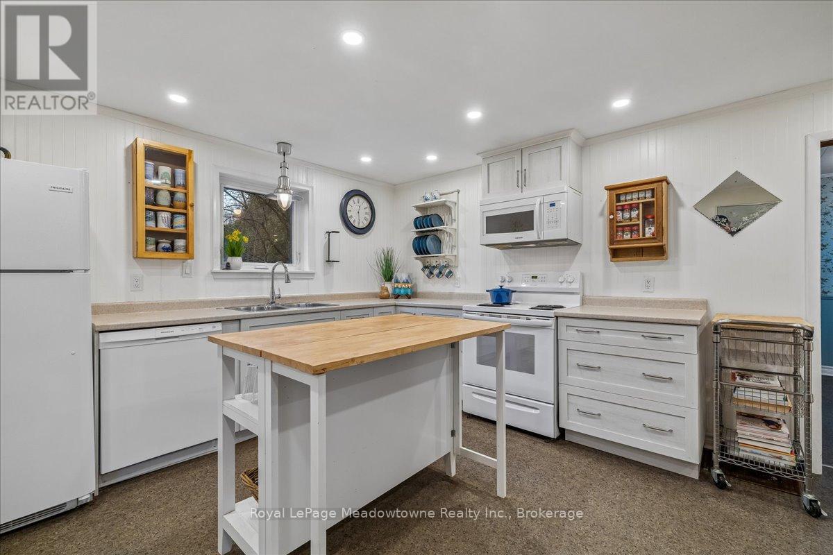 11024 First Line, Milton, Ontario  L0P 1J0 - Photo 15 - W12984652