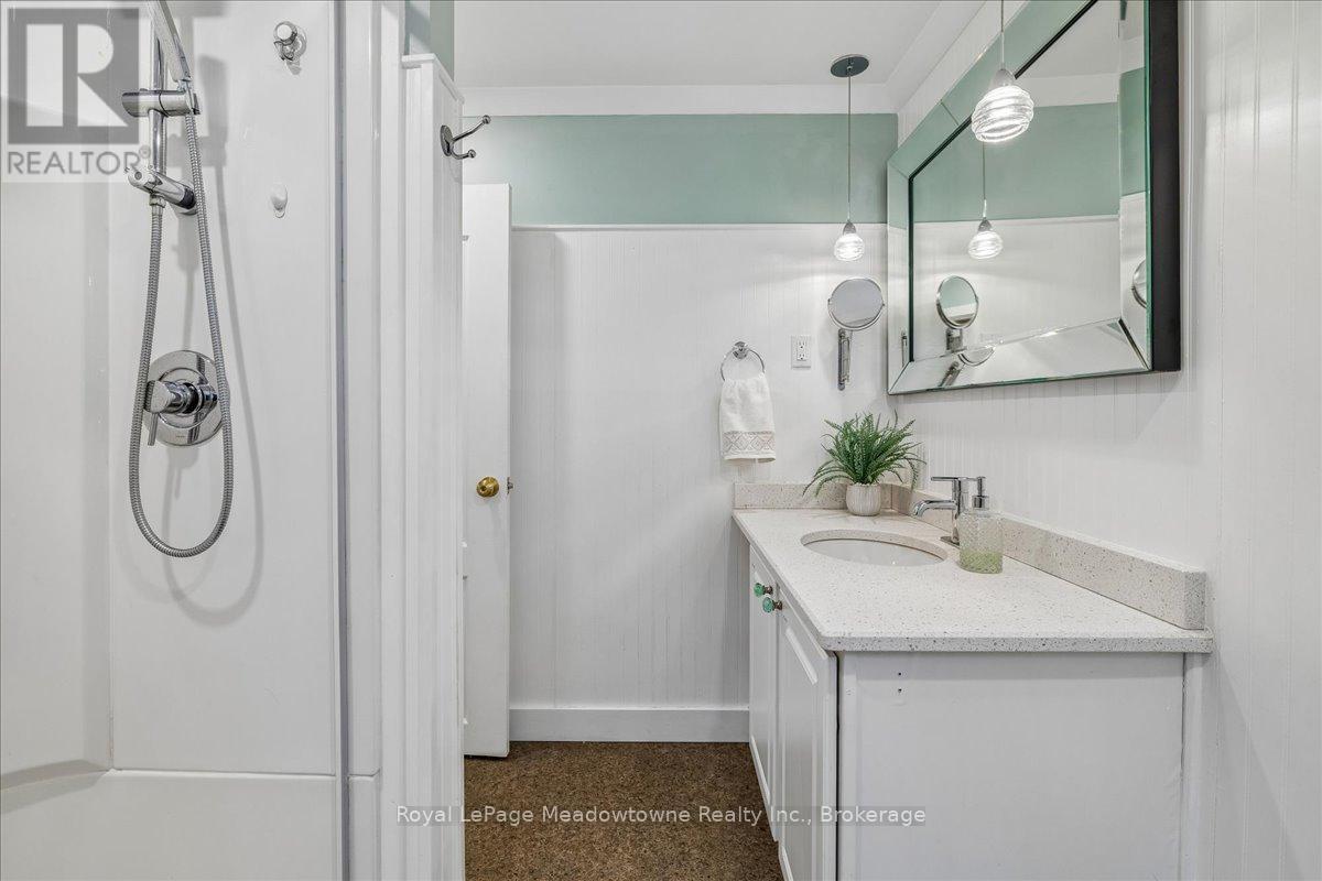 11024 First Line, Milton, Ontario  L0P 1J0 - Photo 22 - W12984652