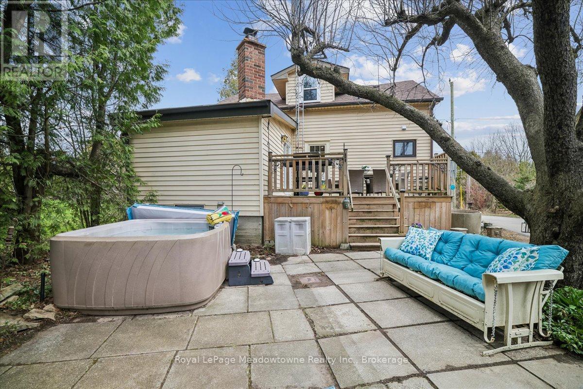 11024 First Line, Milton, Ontario  L0P 1J0 - Photo 41 - W12984652