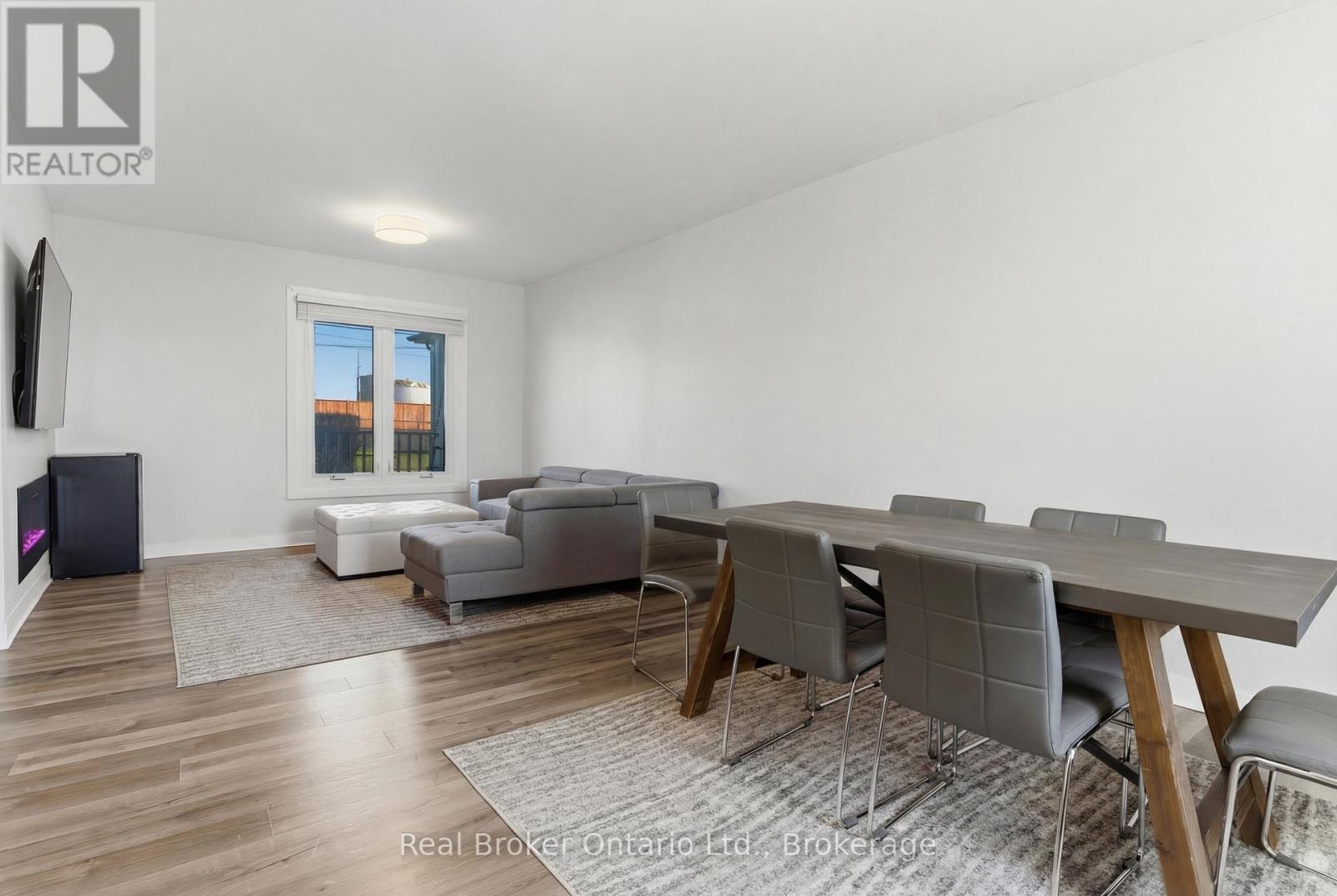 154 Niagara Falls Road, Thorold, Ontario  L2V 1H6 - Photo 14 - X12984512