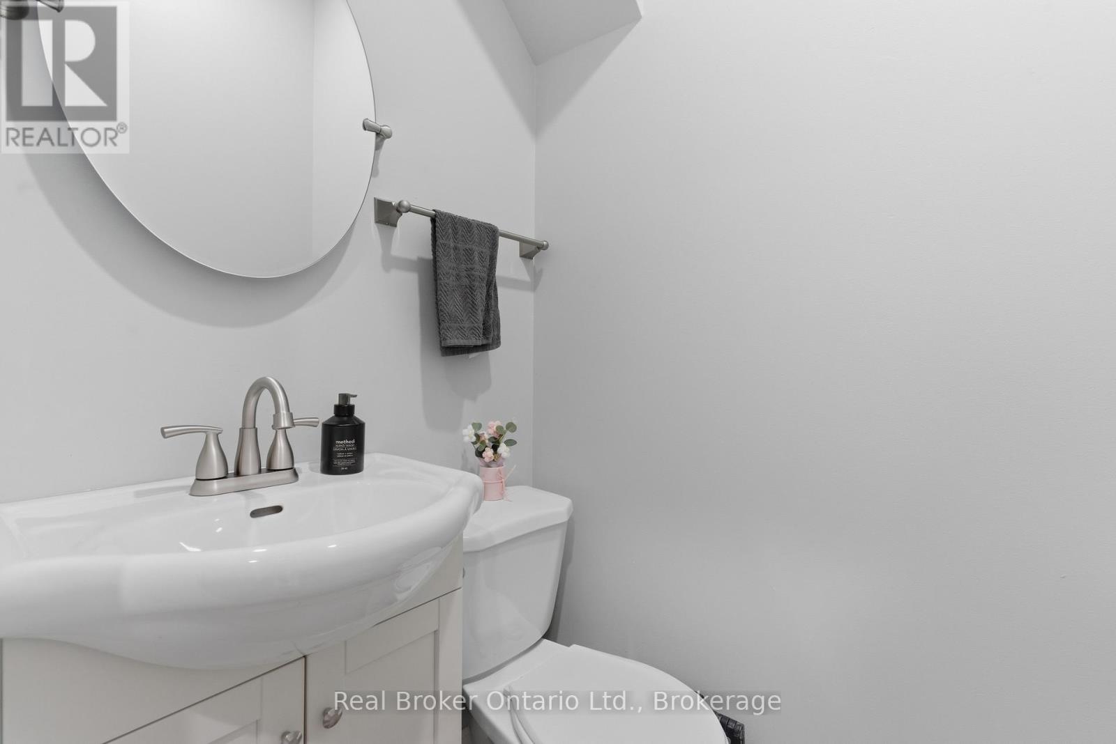 154 Niagara Falls Road, Thorold, Ontario  L2V 1H6 - Photo 22 - X12984512