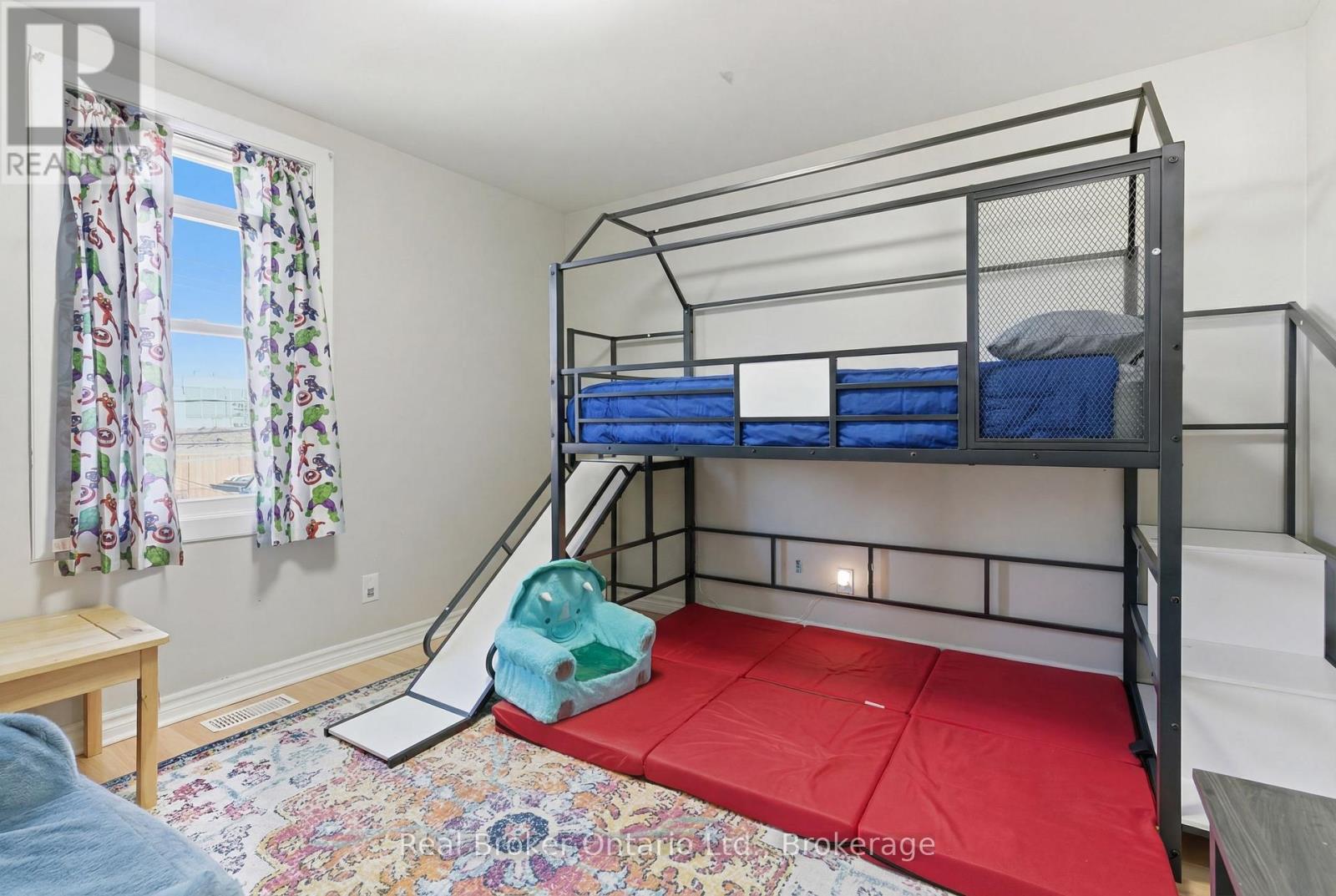 154 Niagara Falls Road, Thorold, Ontario  L2V 1H6 - Photo 26 - X12984512