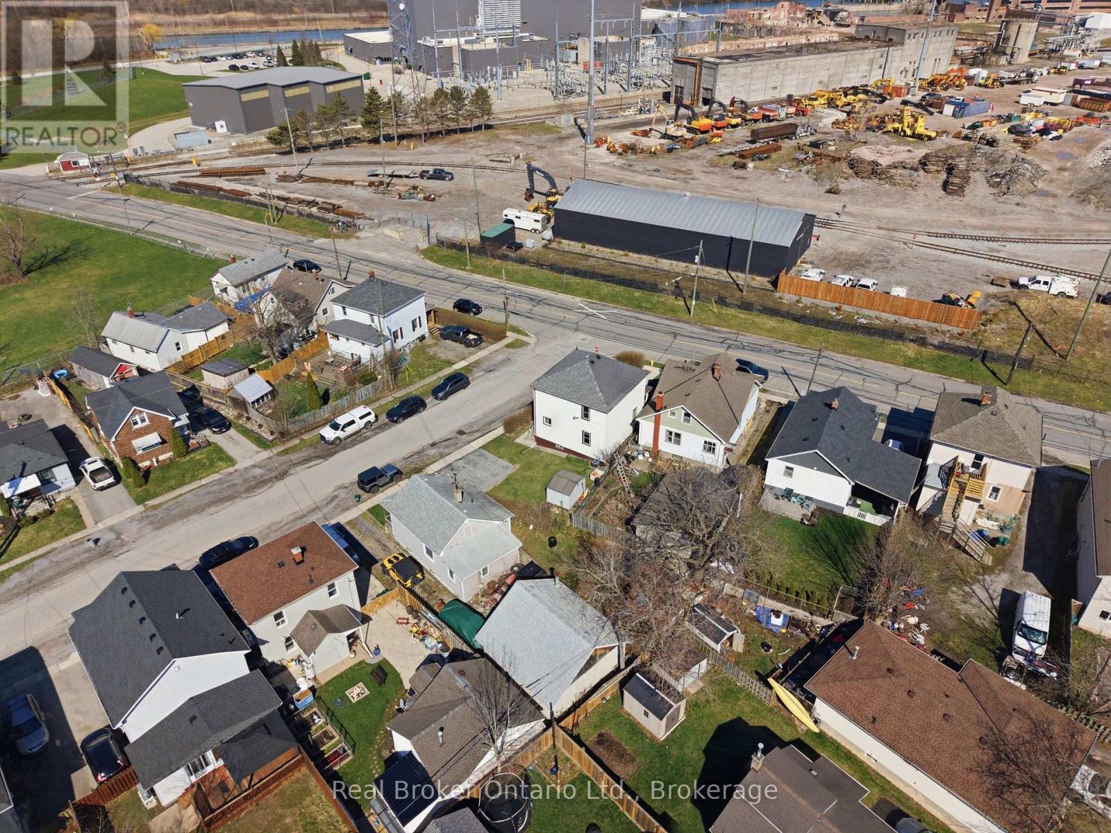 154 Niagara Falls Road, Thorold, Ontario  L2V 1H6 - Photo 44 - X12984512