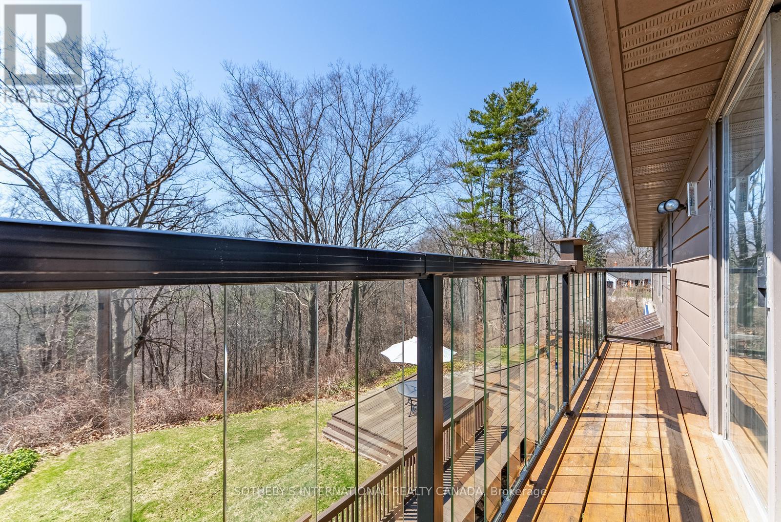 20 Ridgeview Court, Hamilton, Ontario  L9G 3X9 - Photo 29 - X12984370