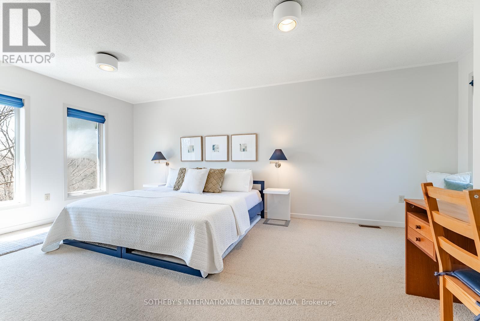 20 Ridgeview Court, Hamilton, Ontario  L9G 3X9 - Photo 38 - X12984370