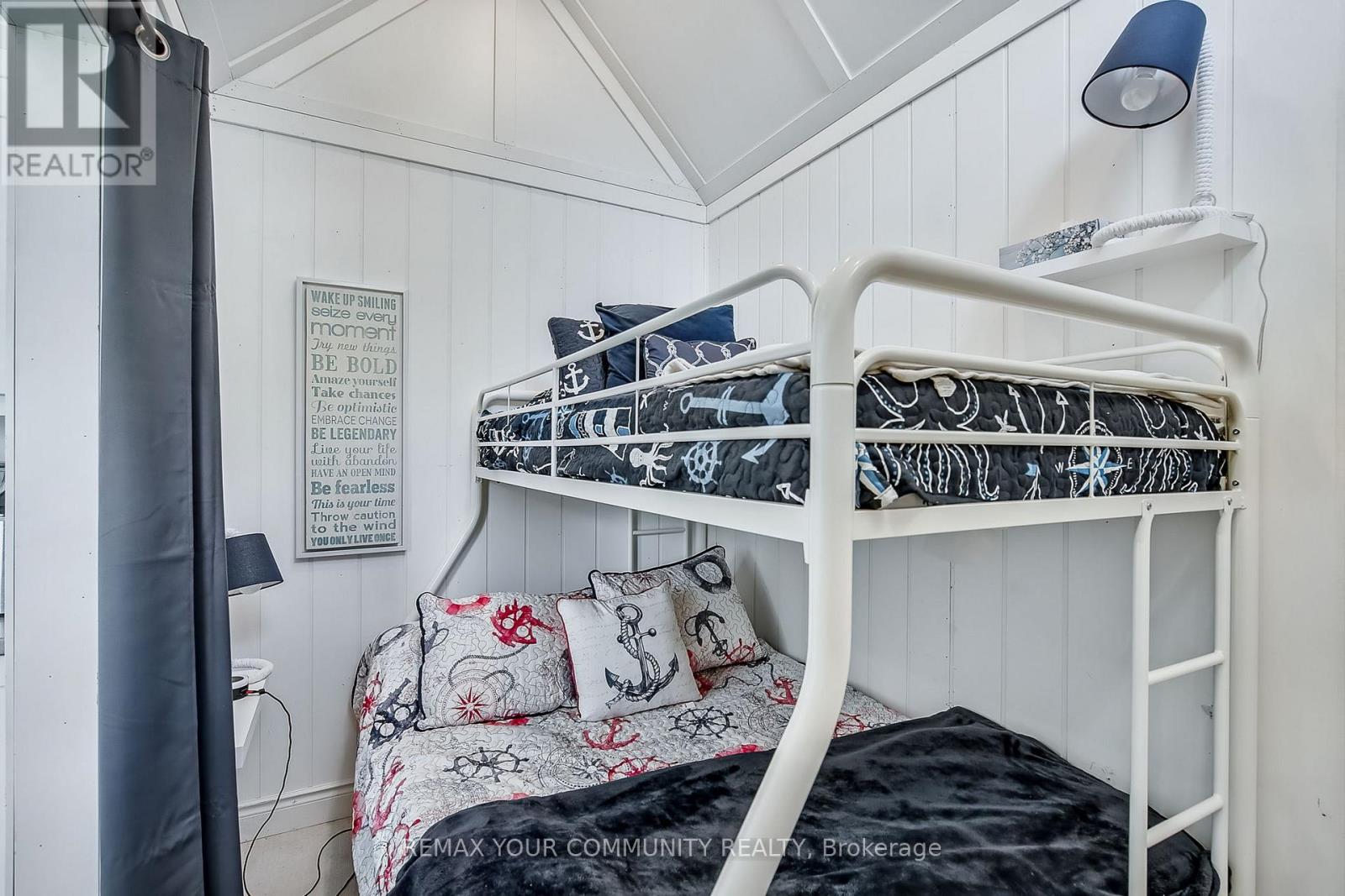 33 Fairwell Avenue, Haldimand, Ontario  N0A 1P0 - Photo 35 - X12984418