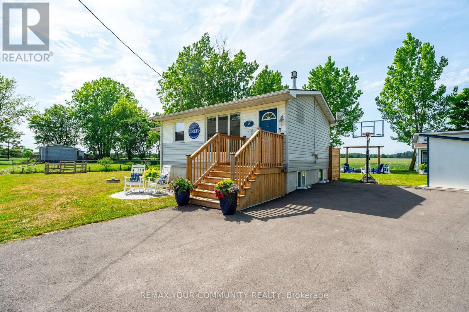 33 Fairwell Avenue, Haldimand, Ontario  N0A 1P0 - Photo 4 - X12984418