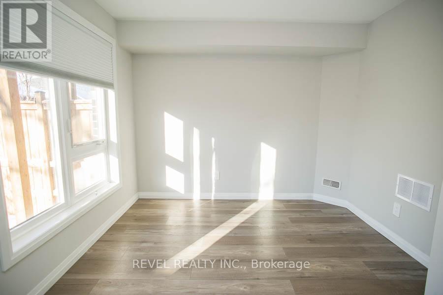 28 - 720 Grey Street, Brantford, Ontario  N3S 0K2 - Photo 20 - X12984434