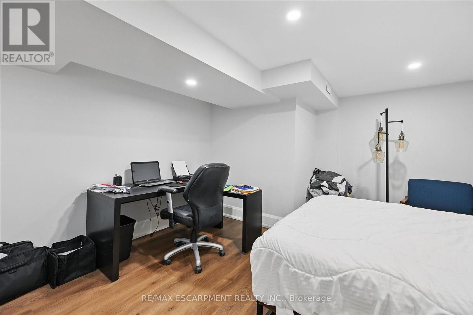 7 Grandview Avenue, Hamilton, Ontario  L8E 5A5 - Photo 35 - X12984458