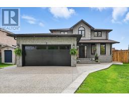 7 GRANDVIEW AVENUE, Hamilton, Ontario