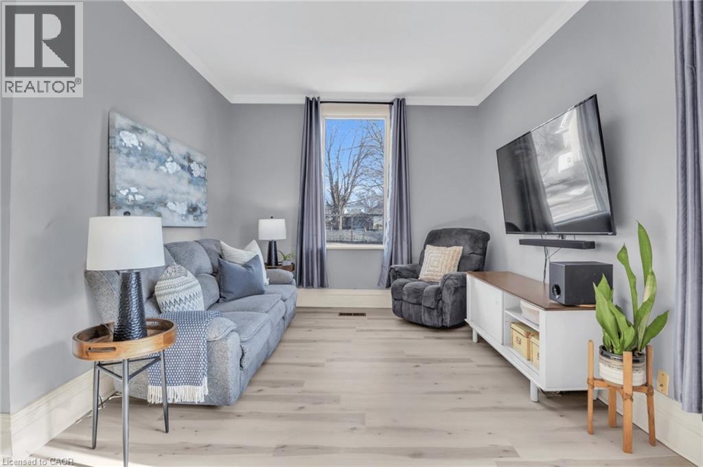 240 Elizabeth Street W, Listowel, Ontario  N4W 1E2 - Photo 6 - 40810173