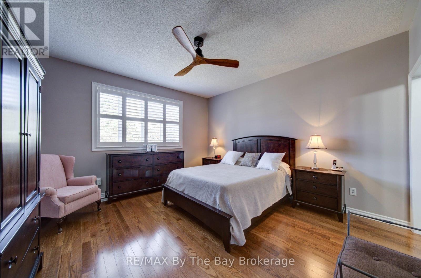 69 White Sands Way, Wasaga Beach, Ontario  L9Z 0E1 - Photo 11 - S12984532