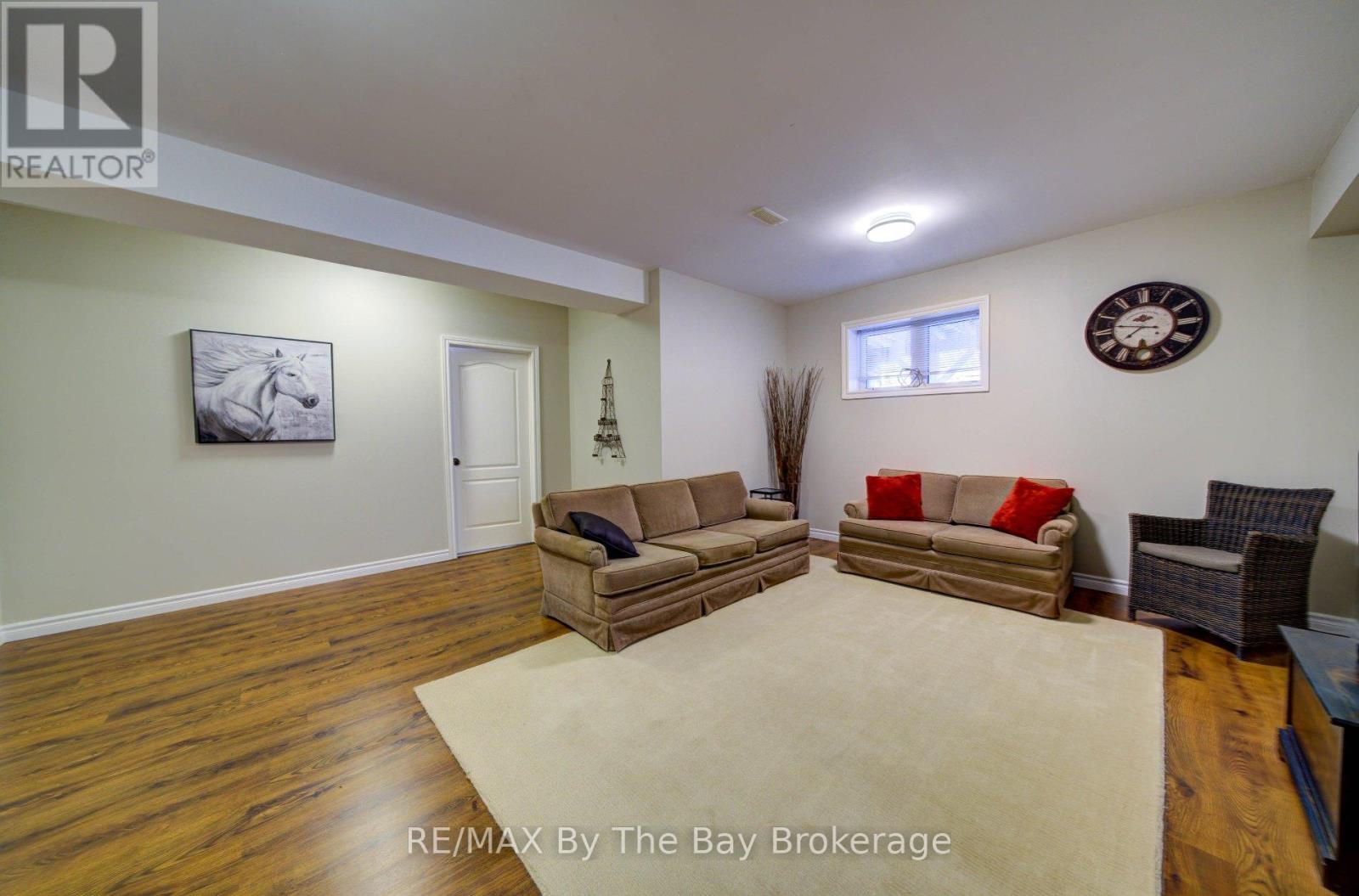 69 White Sands Way, Wasaga Beach, Ontario  L9Z 0E1 - Photo 15 - S12984532