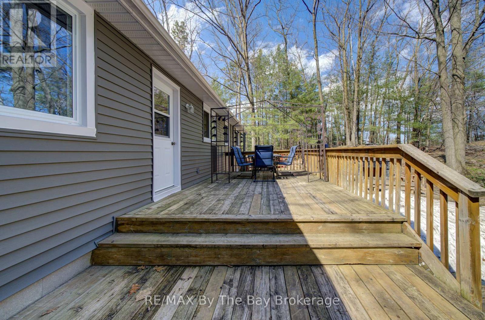 9 Frederick Dr. Drive, Wasaga Beach, Ontario  L9Z 1P9 - Photo 26 - S12984614