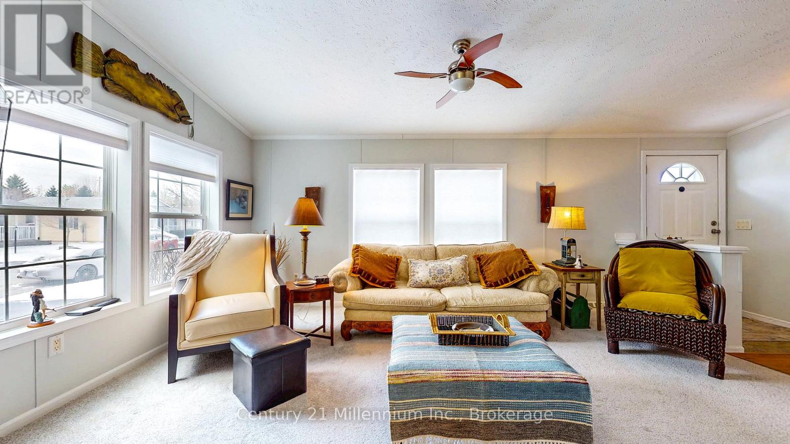 9 Illinois Crescent, Wasaga Beach, Ontario  L9Z 3A8 - Photo 6 - S12984678