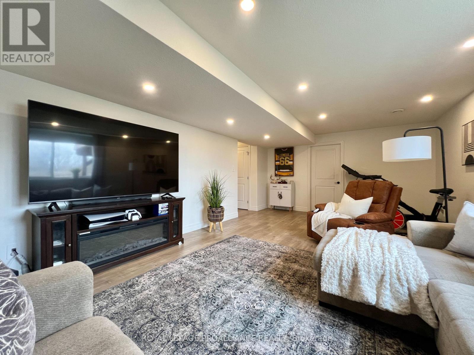 55 Lanark Drive, Belleville, Ontario  K8N 0G8 - Photo 27 - X12984584