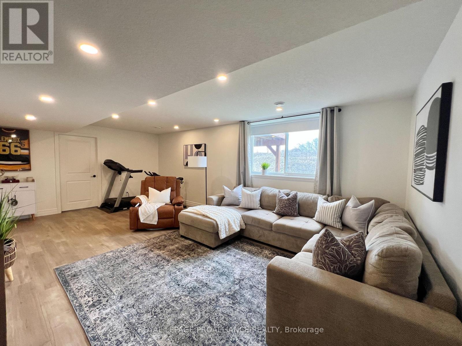 55 Lanark Drive, Belleville, Ontario  K8N 0G8 - Photo 28 - X12984584