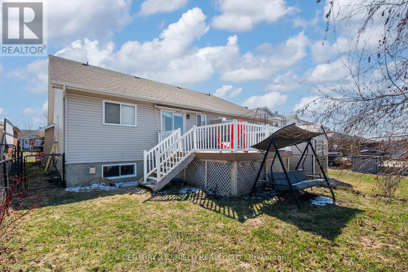 127 Hemlock Crescent, Cornwall, Ontario  K6H 7L7 - Photo 5 - X12984572
