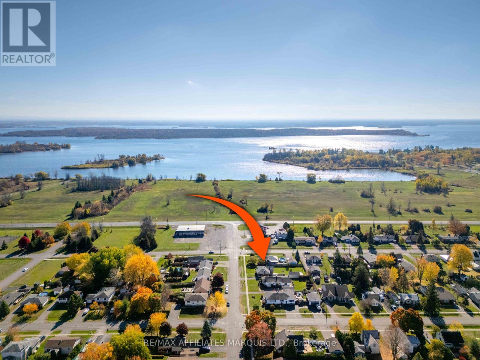 7 Farran Drive, South Stormont, Ontario  K0C 1M0 - Photo 5 - X12984638