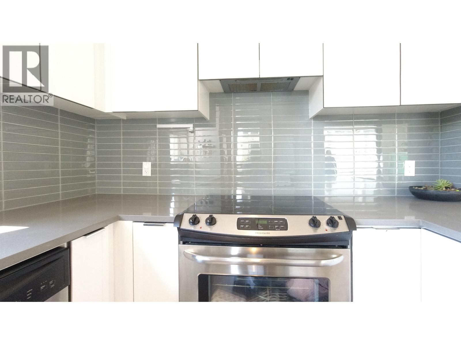 110 9168 Slopes Mews, Burnaby, British Columbia  V5A 0E4 - Photo 22 - R3109480