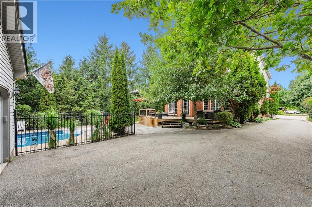 608 Bluenose Court, Waterloo, Ontario  N2K 4C5 - Photo 42 - 40819456