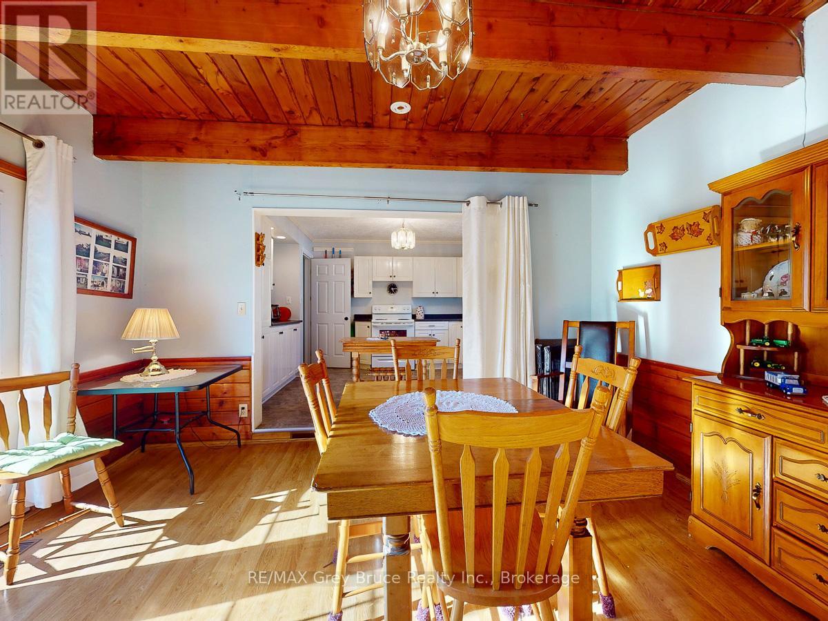 817 11th Street W, Owen Sound, Ontario N4K 3T4 - Photo 18 - X12984570