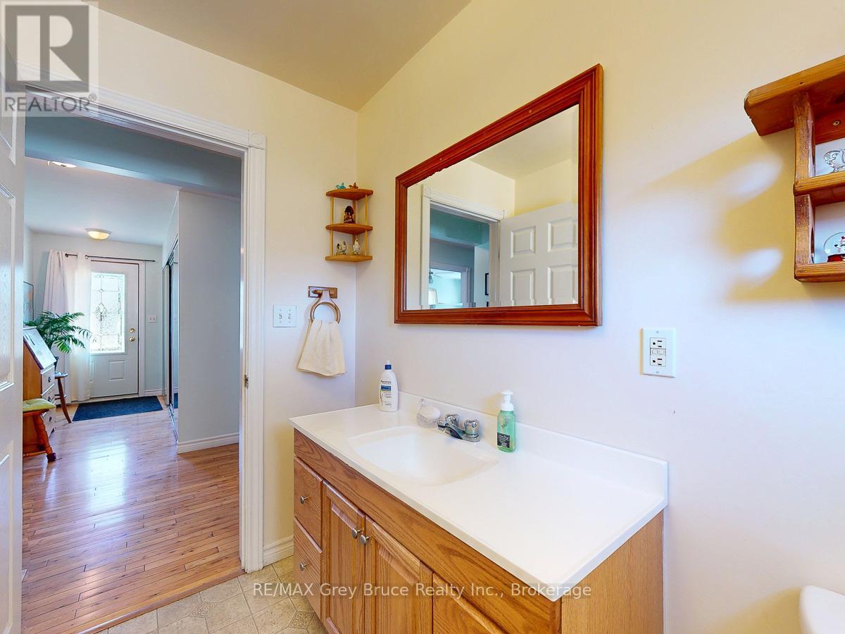 817 11th Street W, Owen Sound, Ontario N4K 3T4 - Photo 22 - X12984570