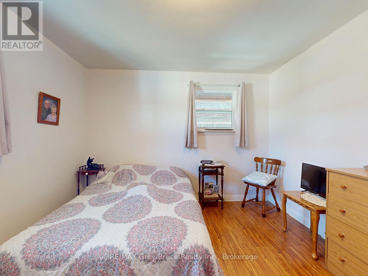 817 11th Street W, Owen Sound, Ontario N4K 3T4 - Photo 29 - X12984570