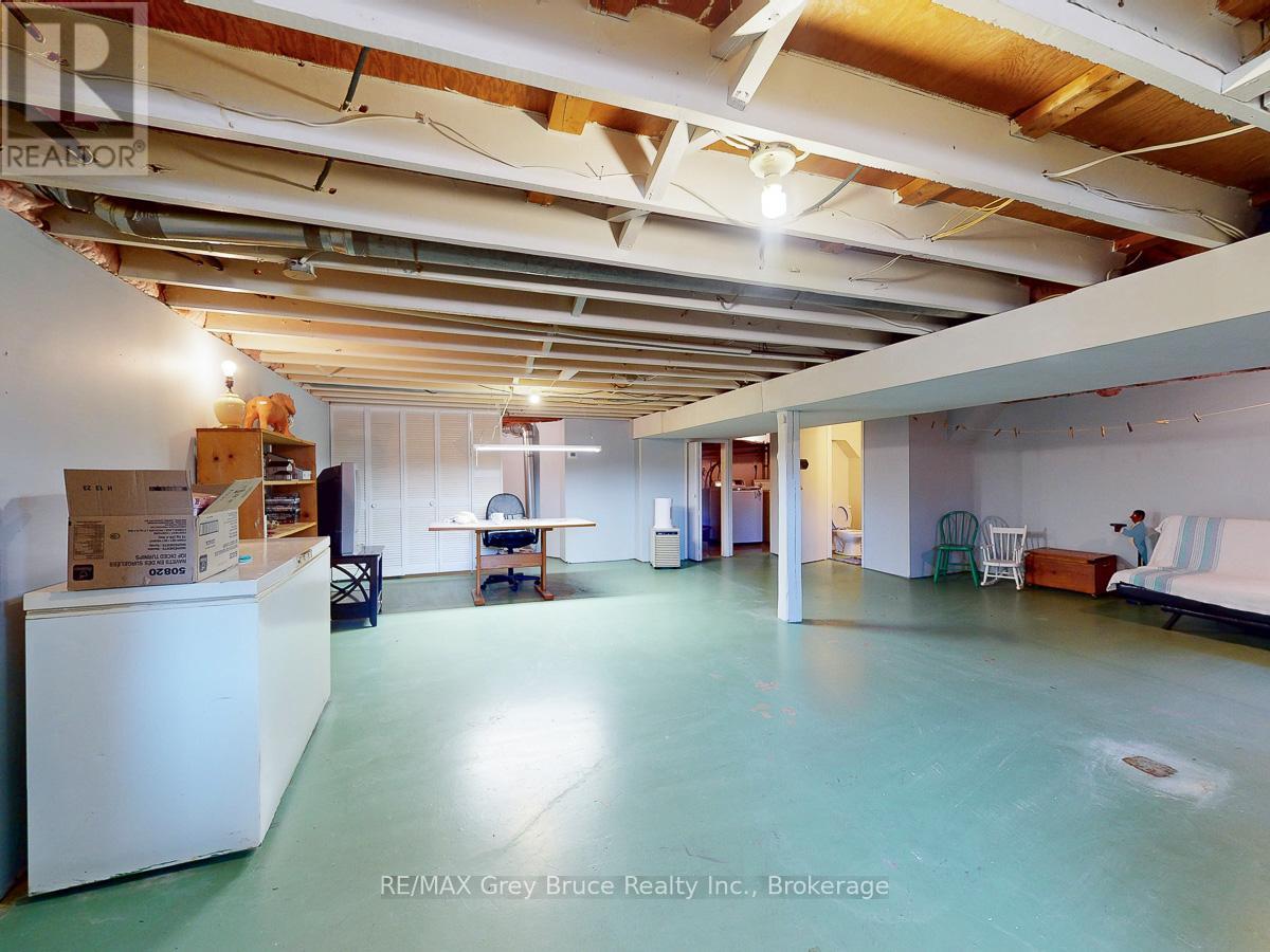 817 11th Street W, Owen Sound, Ontario N4K 3T4 - Photo 32 - X12984570